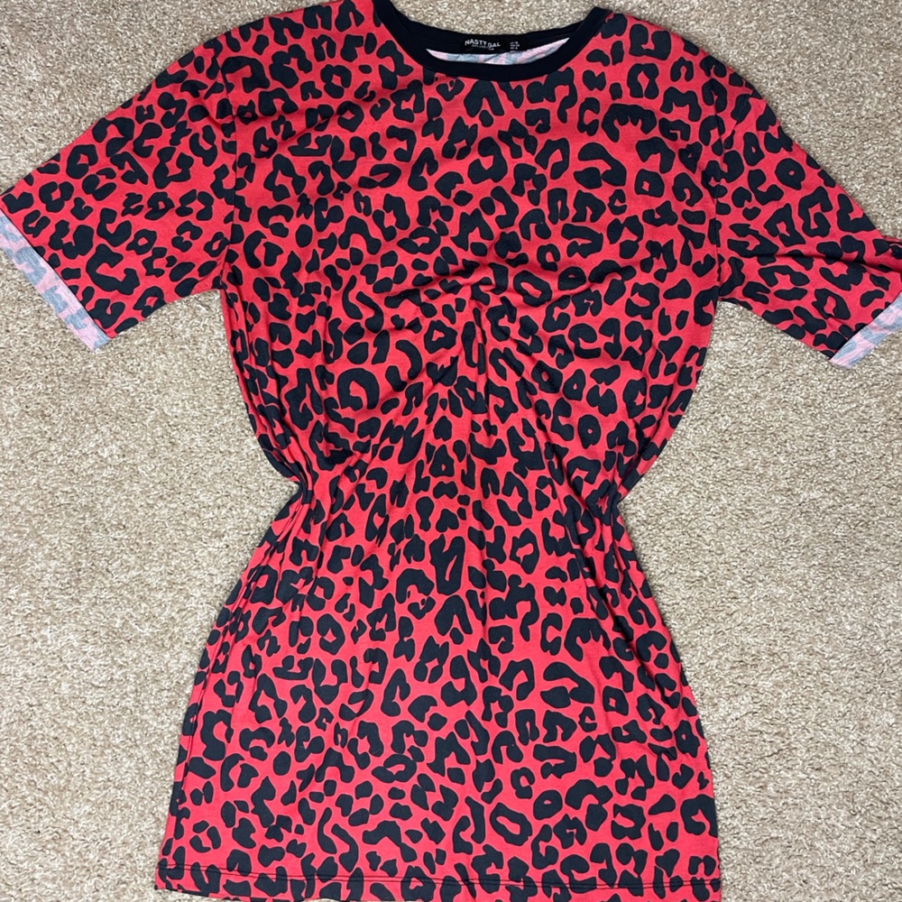 Nasty Gal Red and Black Leopard Print Tshirt Dress